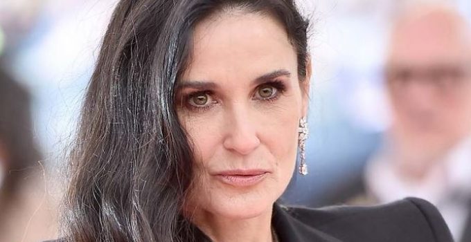 Demi Moore Net Worth: Biography, Wiki, Career & Facts